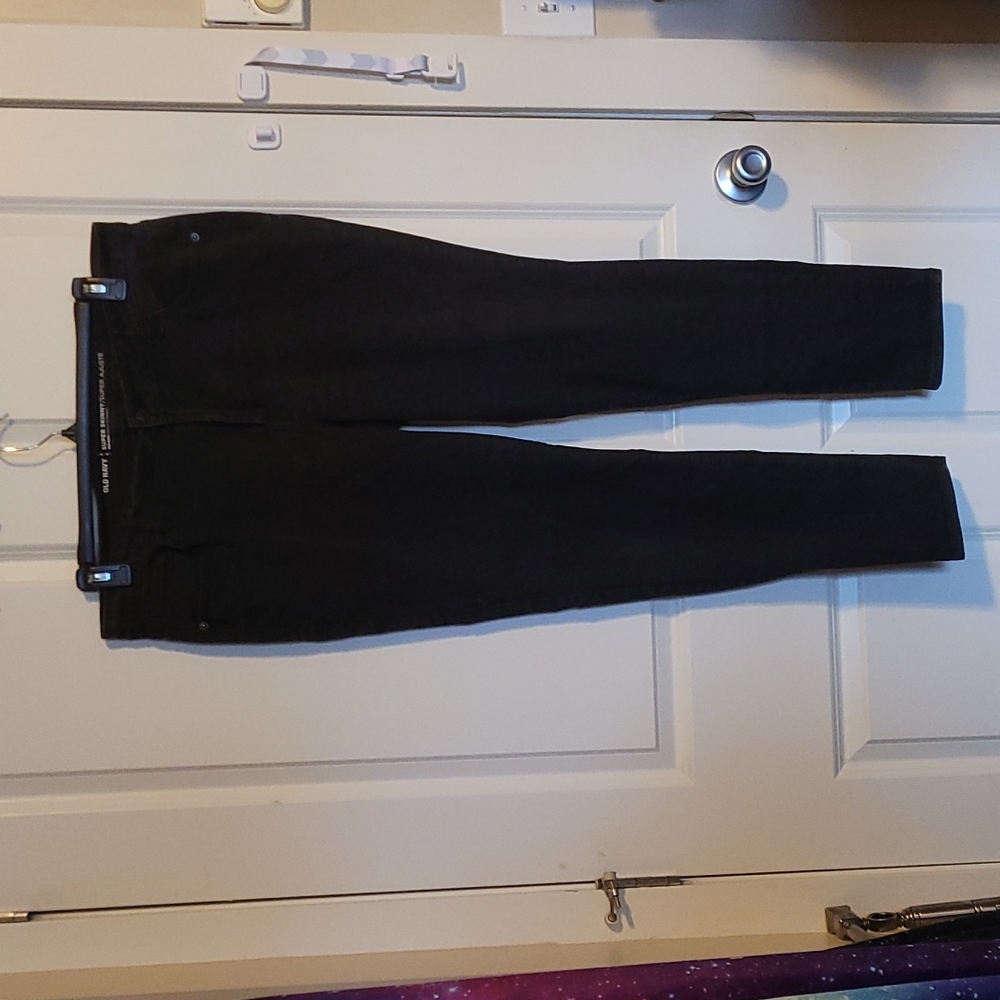 Old Navy mid-rise skinny jeans, size 16